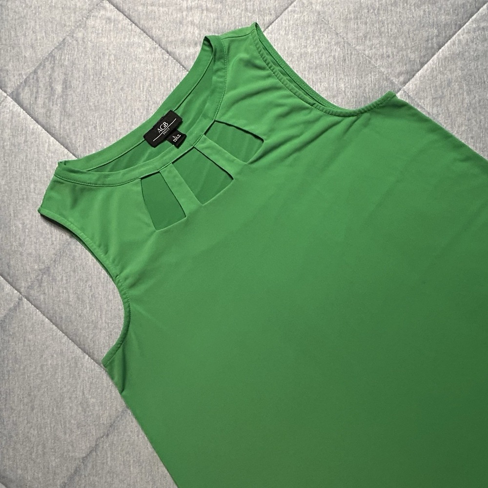 AGB Sleeveless Shift Dress Kelly Green Geometric Cutout Neckline Pockets Women L